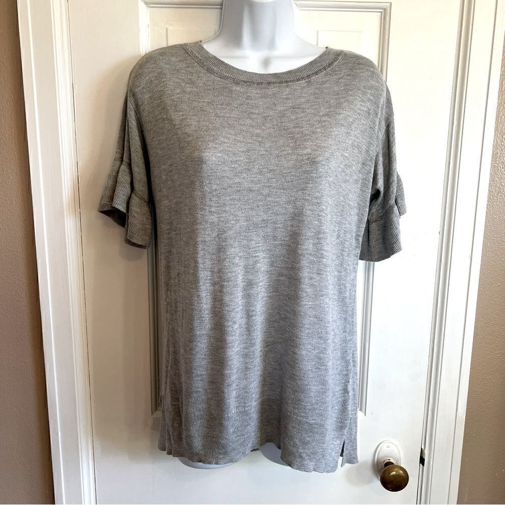 Apt.9 grey sweater with Flowy sleeves